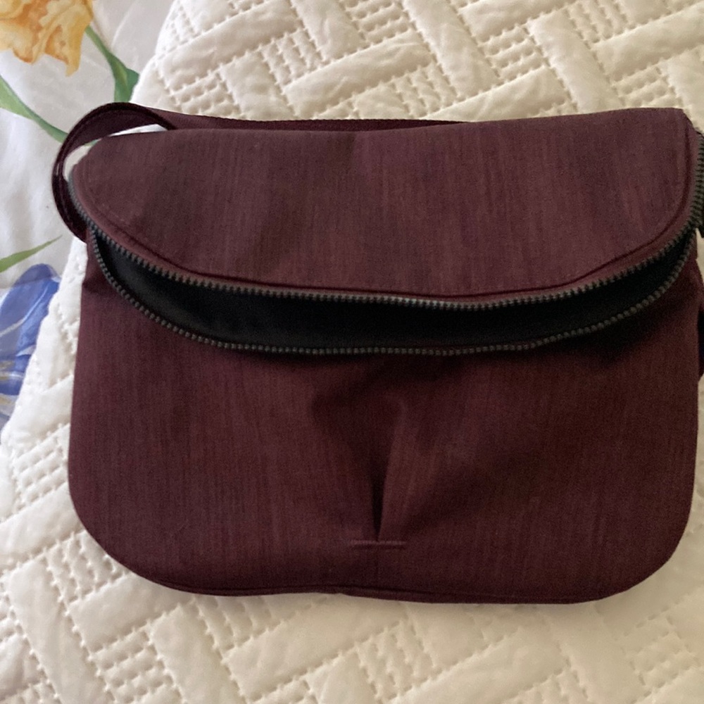 Lululemon Purple Side bag/Crossbody Bag